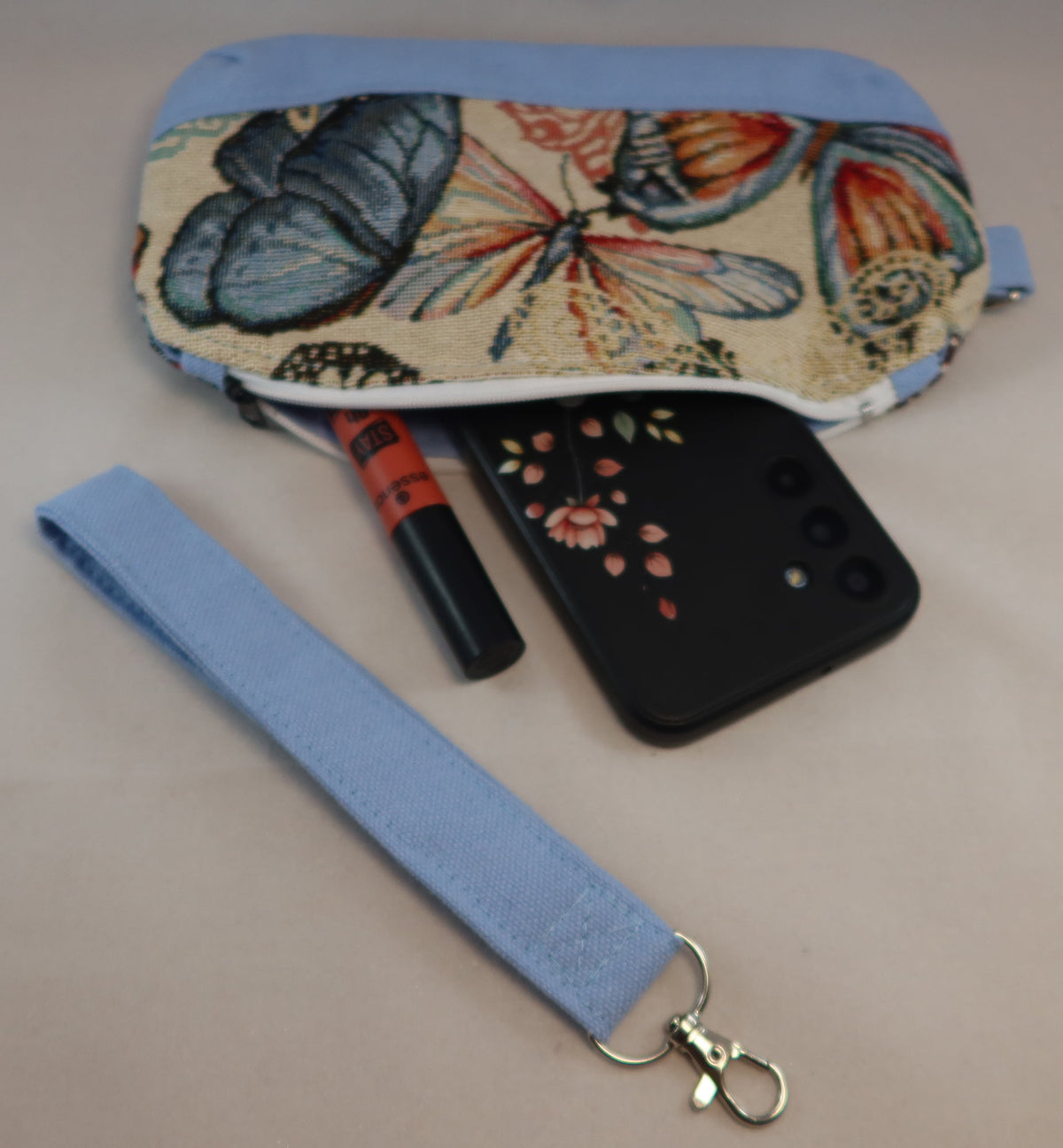 Garden Companion Wristlet | Handmade Gobelin & Canvas